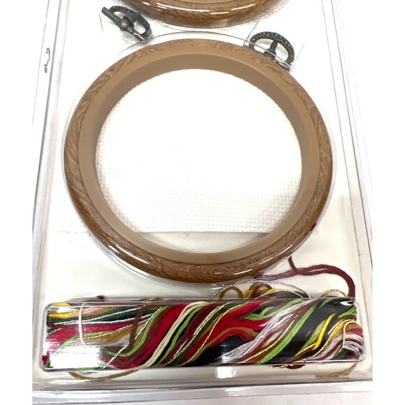 Vogart Crafts Christmas Doubles Embroidery Kit With 4" Hoops & Aida Cloth - Picture 6 of 6